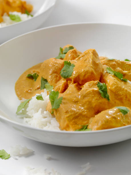 istock Butter Chicken with Rice and Naan 943139568