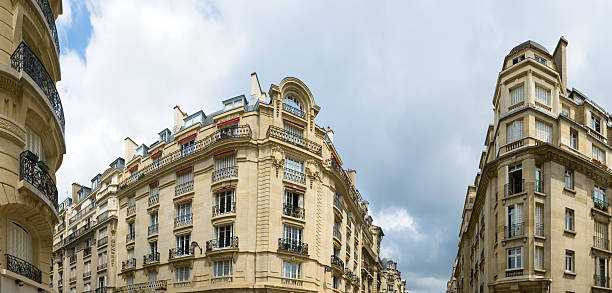 istock Apartments and townhouses 94321749