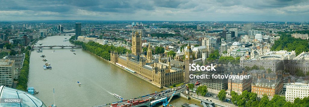 El Big Ben y el río Támesis, Londres - Foto de stock de Mirar el paisaje libre de derechos