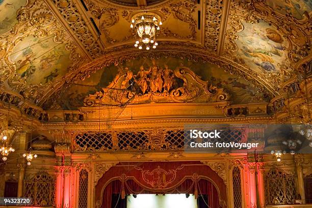 Foto de Teatro Ornamentada Interior e mais fotos de stock de Blackpool - Blackpool, Salão de Baile, Representação teatral