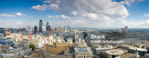 Sonnenlicht Auf Die Stadt London Stockfoto und mehr Bilder von Blau - Blau, Britische Kultur, Brücke