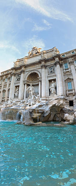 滝のローマトレビの泉、 - trevi fountain rome fountain panoramic ストックフォトと画像