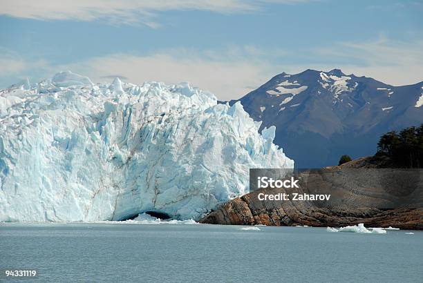 The Perito Moreno W Patagonia Argentyna - zdjęcia stockowe i więcej obrazów Ameryka Południowa - Ameryka Południowa, Argentyna, Bez ludzi