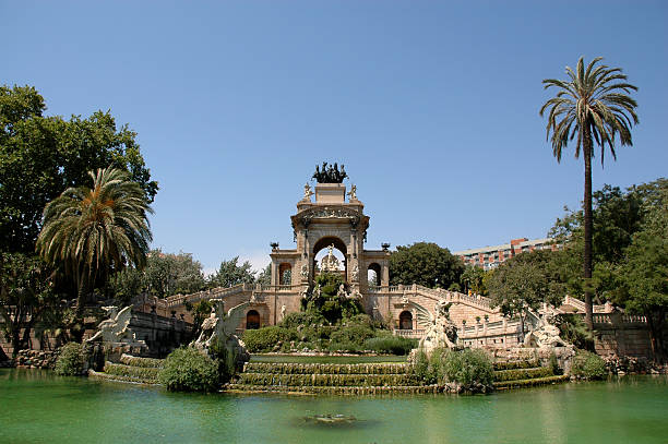 istock Statues and a fountain in Barcelona 94332652
