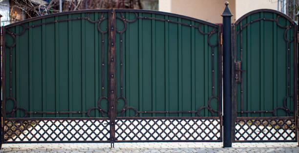 istock wrought-iron gates, ornamental forging, forged elements close-up 943364998