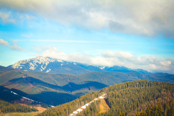 istock Mountain panorama in wonderful weather. 943368698