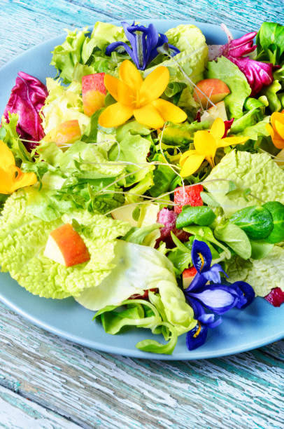 istock Edible flowers salad 943387516