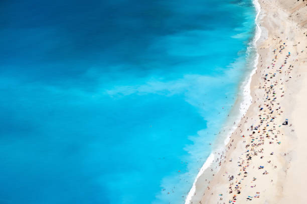 istock View of sandy beach 943427660