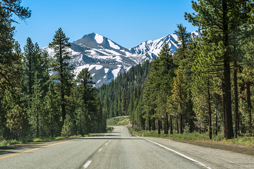 South bound on Highway 395 near Mammoth Lakes, California. Eastern Sierra Nevada, western United States.
