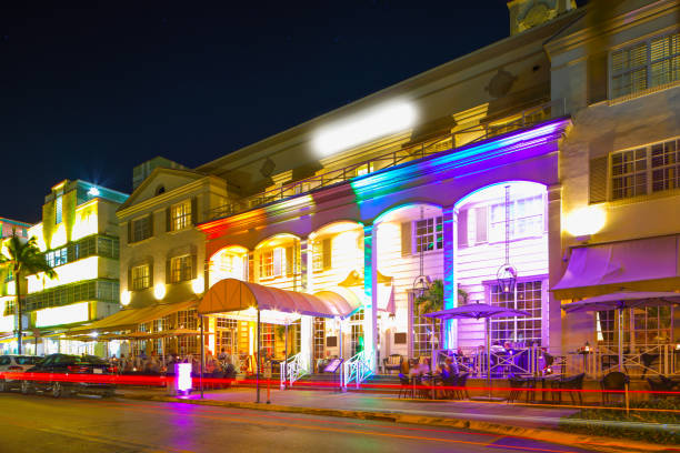 istock Night image of neon lights Miami Beach Ocean Drive 943510576