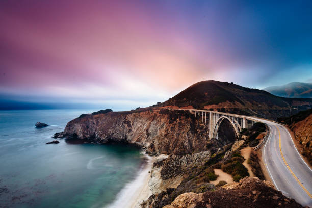 Bixby The Bixby Bridge at Blue Hour Bixby Creek stock pictures, royalty-free photos & images