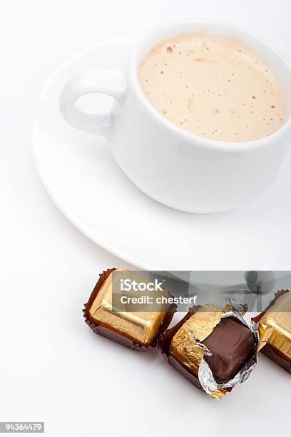 Cappucino Caffè E Cioccolato - Fotografie stock e altre immagini di Aperto - Aperto, Bevanda spumosa, Bianco
