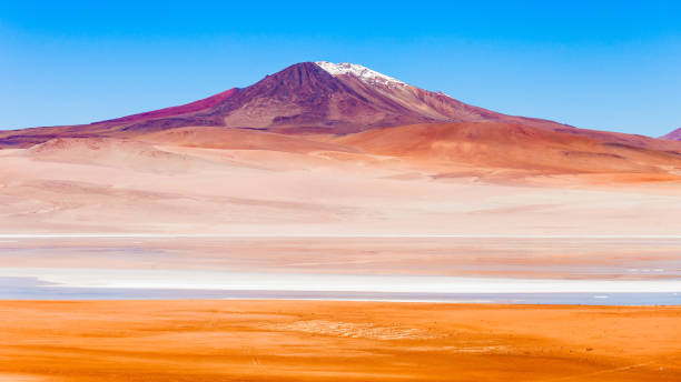 istock Lake, Bolivia Altiplano 943663072