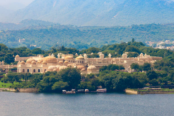 Udaivilas Palace, Udaipur Udaivilas Palace near Pichola lake, Udaipur, India ghat photos stock pictures, royalty-free photos & images