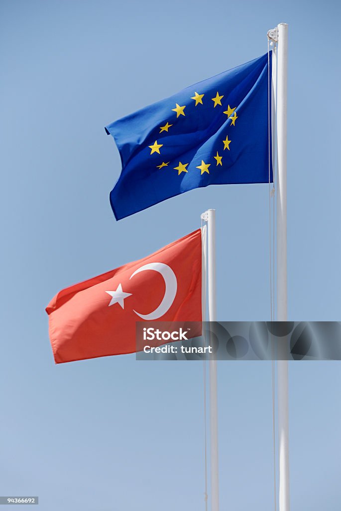 Bandera turca y la UE - Foto de stock de Bandera de la Comunidad Europea libre de derechos