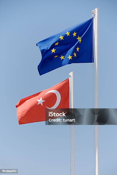 Bandera Turca Y La Ue Foto de stock y más banco de imágenes de Bandera de la Comunidad Europea - Bandera de la Comunidad Europea, Bandera turca, Turquía