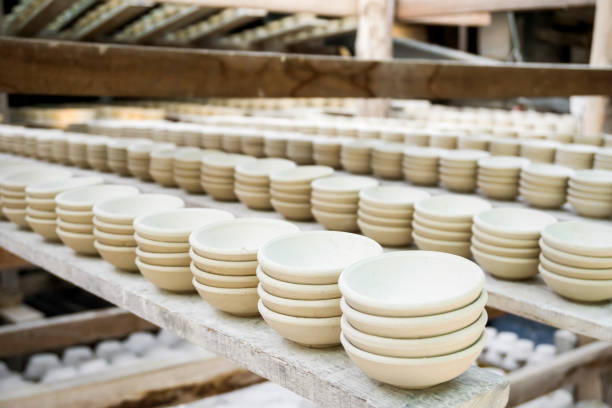 istock Close up clay pottery ceramic Products dry on shelf 943675756