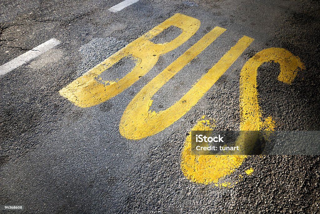 La parada de autobús - Foto de stock de Letra B libre de derechos