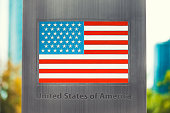 reihe-von-nationalflaggen-aufgedruckten-metallpfosten-vereinigte-staaten.jpg?b=1&s=170x170&k=20&c=C_Y1nJYAG921bQSM9OmggC4tLiicog2QUnVNumIcKIo=
