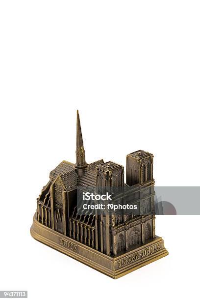 Miniatura De Bronze Cópia De Notredame De Paris Catedral - Fotografias de stock e mais imagens de Notre-Dame de Paris