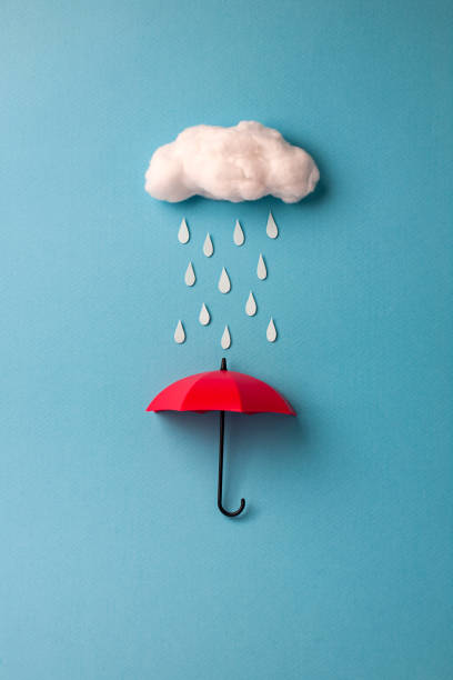 dach unter der wolke am blauen himmel hintergrund - handmade umbrella stock-fotos und bilder