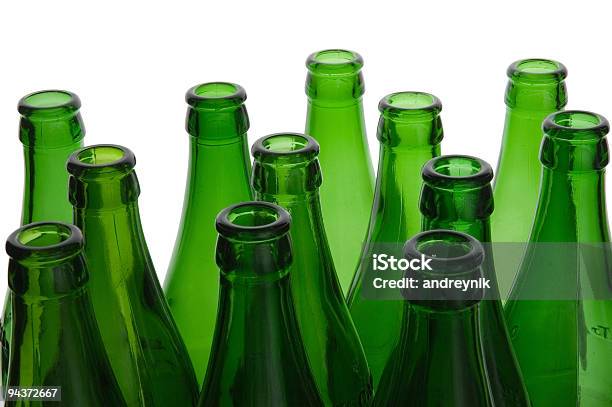 Grüne Flaschen Stockfoto und mehr Bilder von Bierflasche - Bierflasche, Recycling, Abstrakt