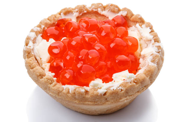 istock Red caviar with butter in a tartlet 943804368