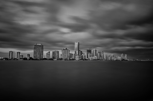 Downtown Miami blanco y negro photo