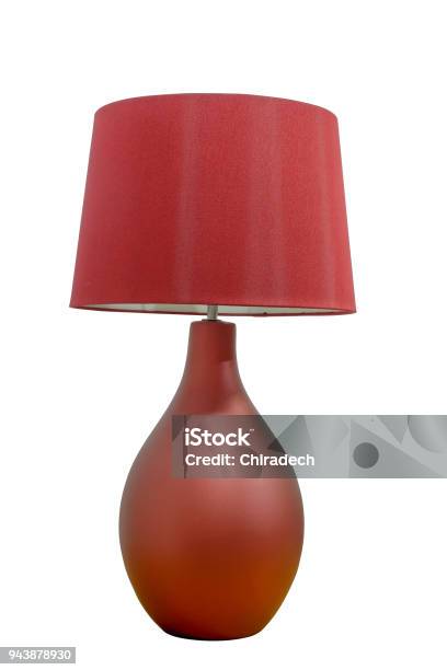 Lampada Da Tavolo Rossa Stile Classico - Fotografie stock e altre immagini di Lampada elettrica - Lampada elettrica, Tavolo, Scontornabile