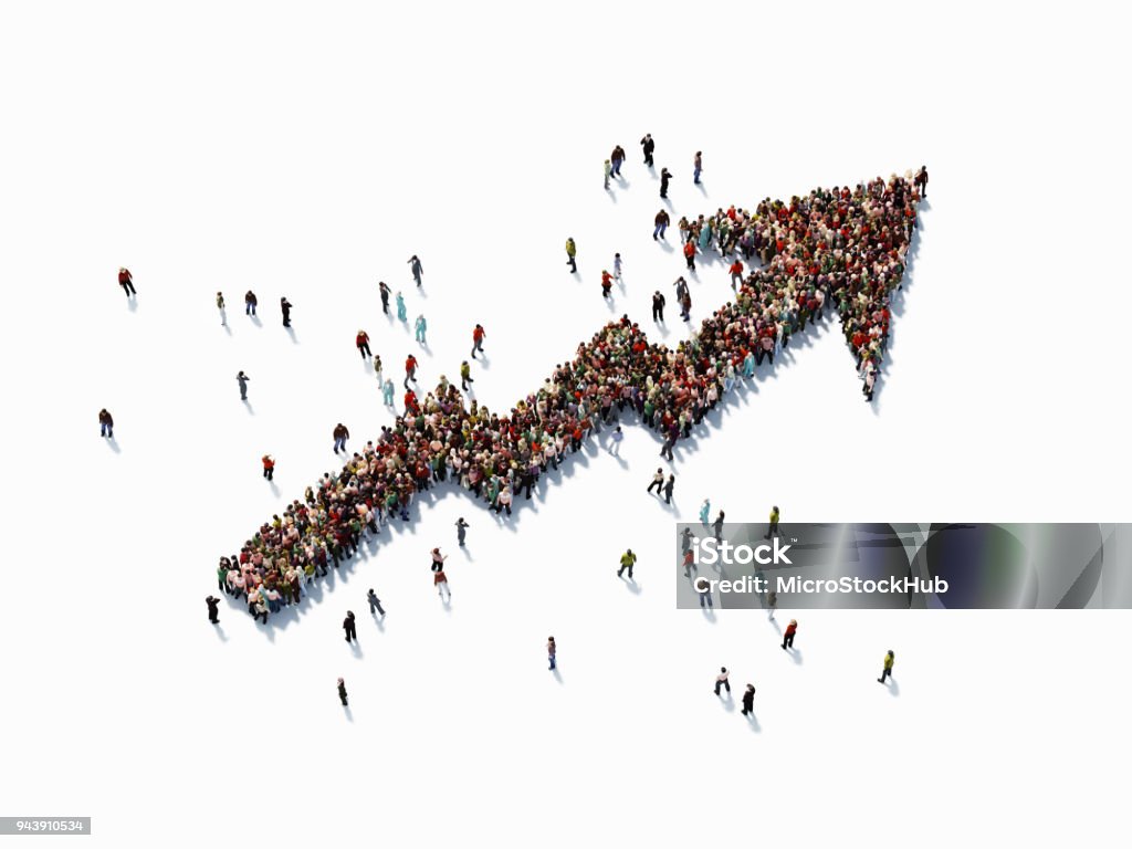 Human Crowd Forming An Arrow Shape Map: Finance Concept Human crowd forming an arrow shape on white background. Horizontal  composition with copy space. Clipping path is included. Finance concept. Growth Stock Photo