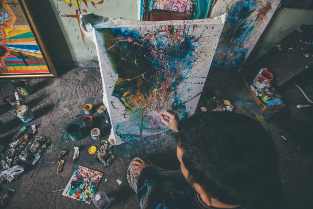 istock Man painting on the floor 943927754