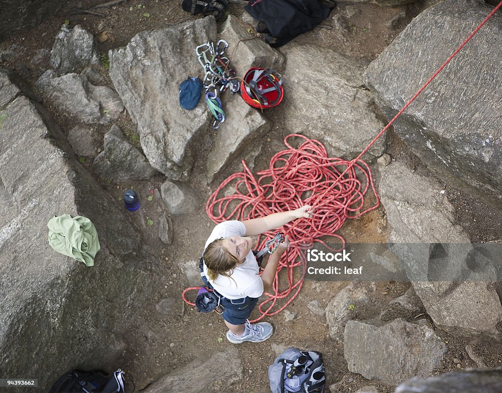 Femmina Belayer - Foto stock royalty-free di Abilità