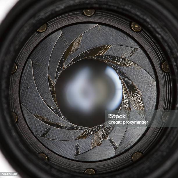 Lente De Apertura Foto de stock y más banco de imágenes de Apertura - Apertura, Lente, Abierto