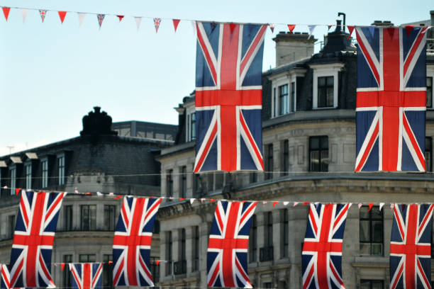 istock England's Flags in City 943946378