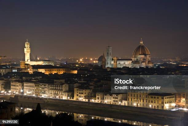 Florence Bei Nacht Mit Blick Auf Den Fluss Arno Stockfoto und mehr Bilder von Abenddämmerung - Abenddämmerung, Anhöhe, Architektur