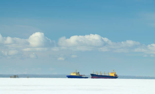 istock Two ships on the horizon of the Bay. 943981438