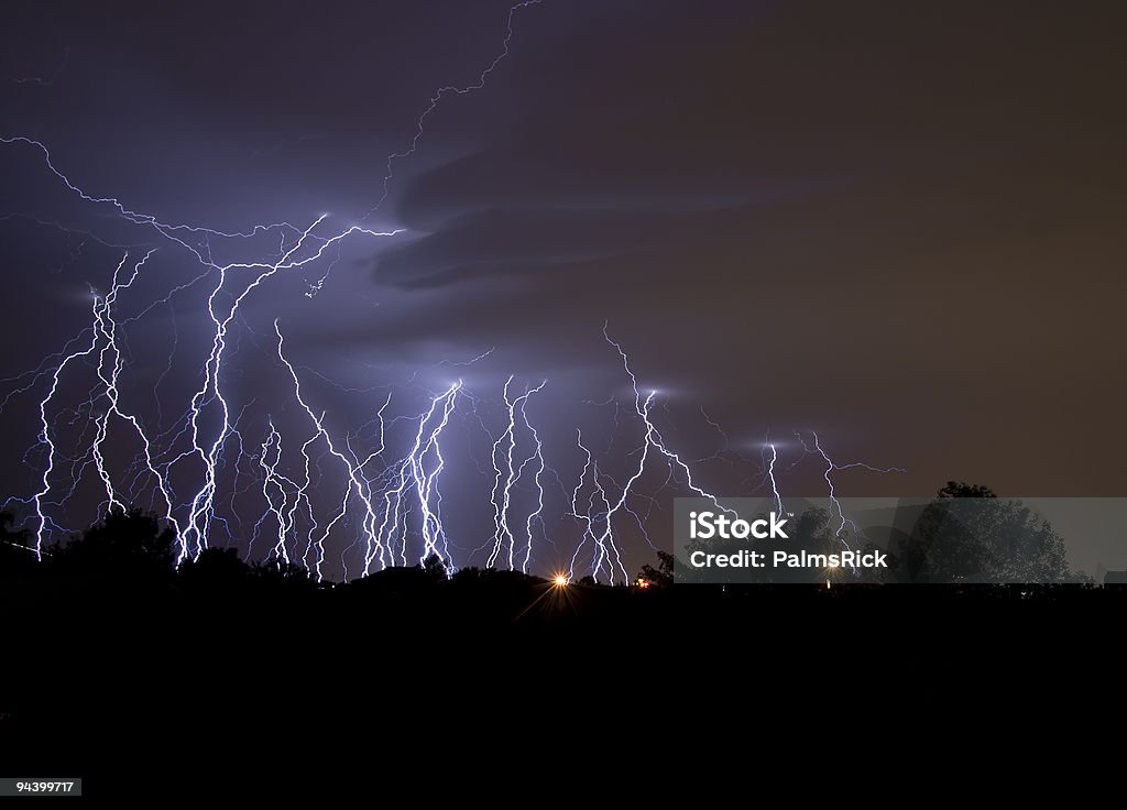 Relâmpagos de uma Tempestade com Trovoadaweather condition - Royalty-free Chuva Foto de stock