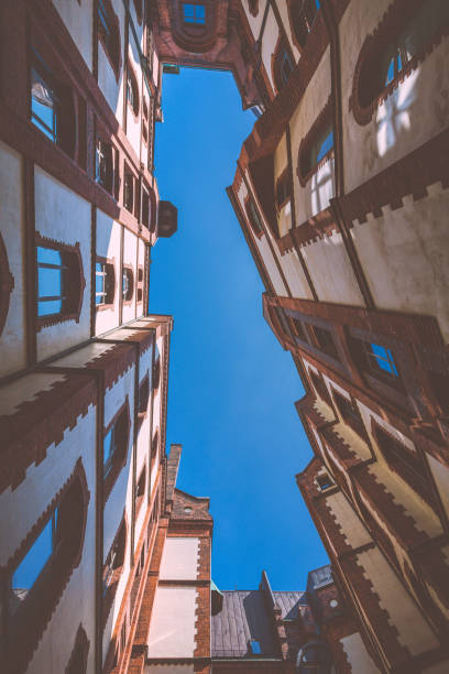 istock Hamburg / Speicherstadt / courtyard 944004460