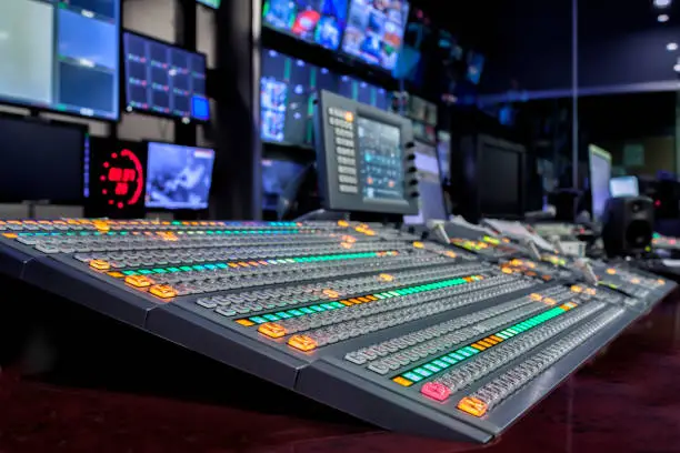 Professional video mixing console, transmission control full.