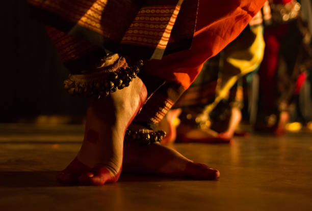 dance form indian classical feet with ghungru bharatnatyam katthak dance form indian classical feet with ghungru bharatnatyam katthak bharatanatyam dancing stock pictures, royalty-free photos & images