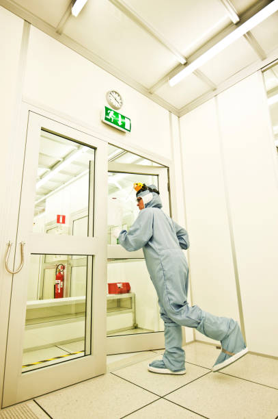 istock Scientist Run Out Of A Laboratory 944124526