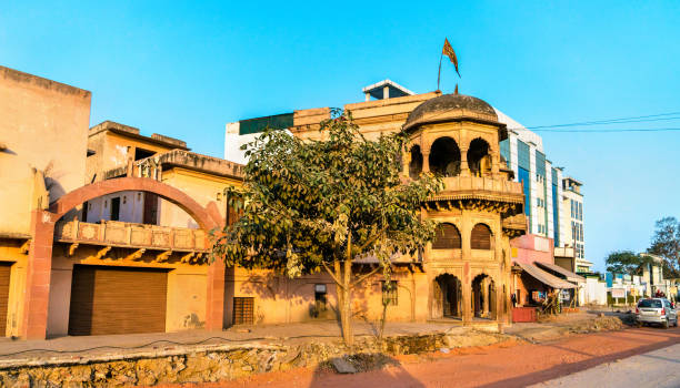 istock Old traditional house at Sikandra - Agra, India 944159512