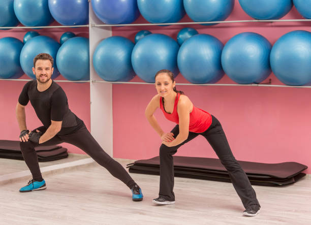 istock Young Couple in a Gym 944325936