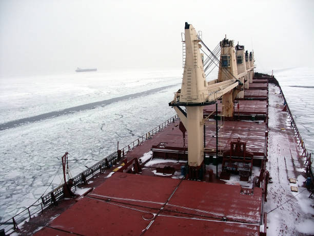 istock Vessel in the icy Sea 944336354