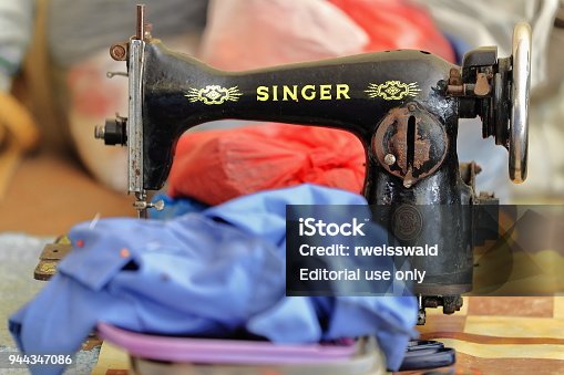 60+ Singer Sewing Machine Stock Photos, Pictures & Royalty-Free Images -  iStock