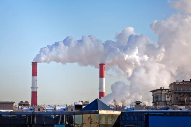 luftverschmutzung in der stadt - old station natural gas russia stock-fotos und bilder