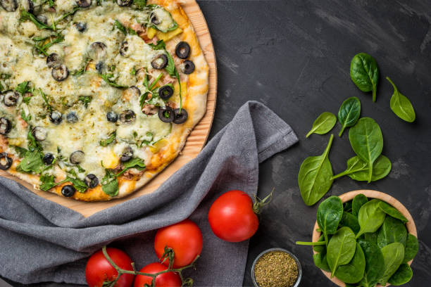 istock Uncooked homemade vegan pizza 944394318
