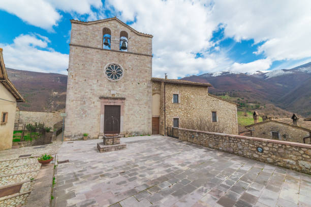 istock Vallo di Nera (Umbria, Italy) - Medieval village 944468630