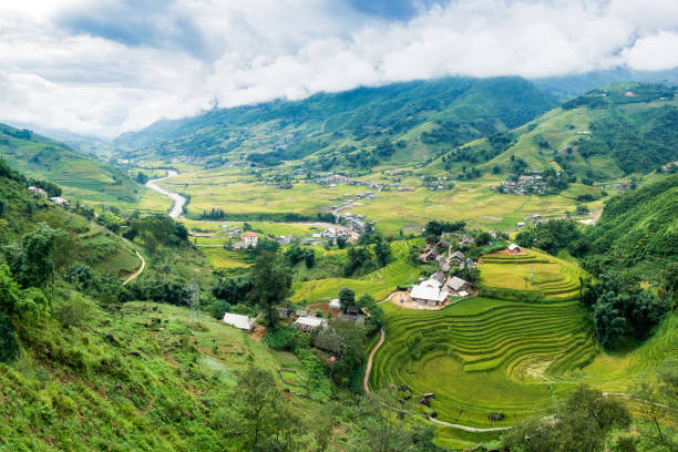 istock Viewpoint of Tavan village on rice field terraced with river 944496552