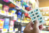 medizinische-versorgung-bei-apotheke-packung-antibabypillen-apotheke-drogerie.jpg?b=1&s=170x170&k=20&c=pmNYeNlUx-wW7K2tDkQjAseX7BsE9mDZW1R06az_jpA=
